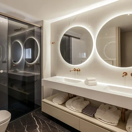 The View At The Downtown *