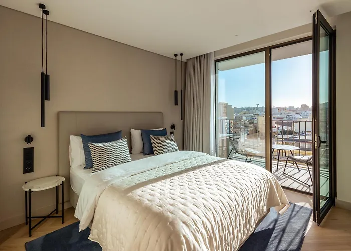 The View At The Downtown Φάρο